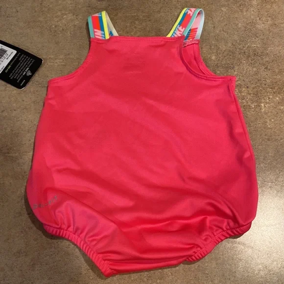 NTW—Baby girl Nike outfit size 9months - Picture 6 of 6
